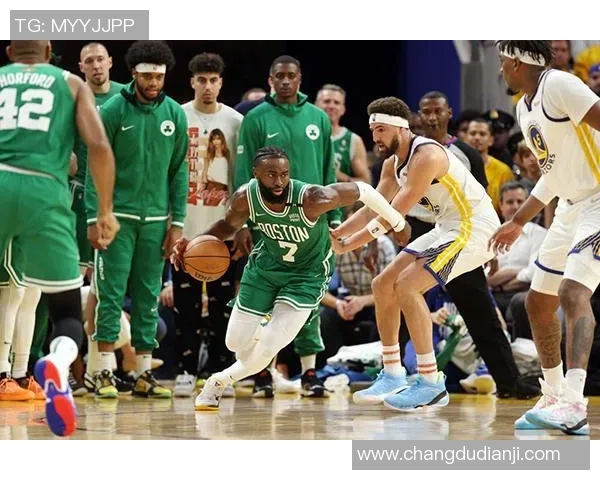 2018年NBA总决赛勇士队与凯尔特人队经典对决精彩回放分析 2018年NBA总决赛勇士队与凯尔特人队经典对决精彩回放分析