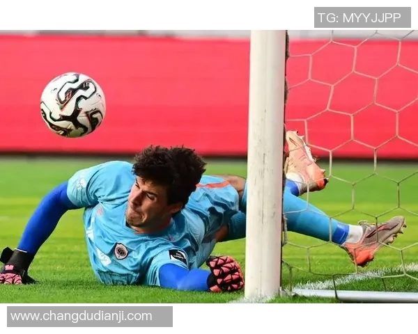 曼联愿1800万清洗奥纳纳！阿莫林方案确认，本赛季拉门斯确定主力